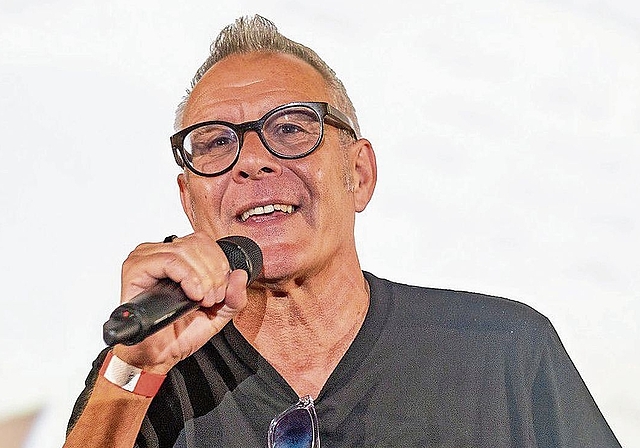 Mit seinem ersten Soloalbum «Läbeswäg» erfüllt sich Daniel Probst alias «Daenu» einen lang gehegten Traum. Bild: Selmi.ch/ZVG
