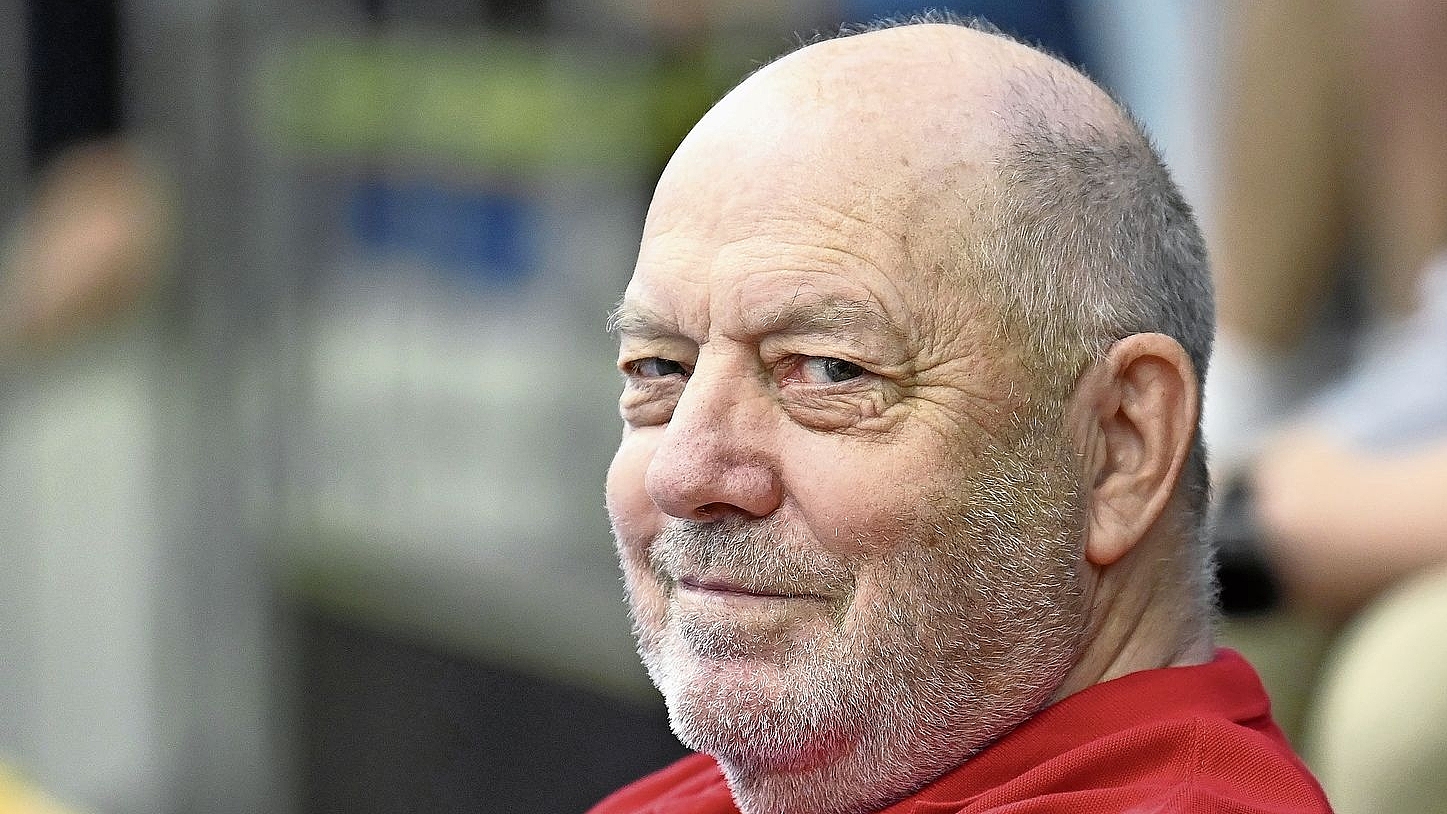 Das Fazit von «Feuerwehrmann» Urs Mühlethaler nach dem Ligaerhalt: «Mit dem TV Suhr 1999 Meister zu werden, war einfacher als diese Playouts. Aber nun ist auch das geschafft und der HSC bleibt in der NLA.» Bilder: Alex Wagner 