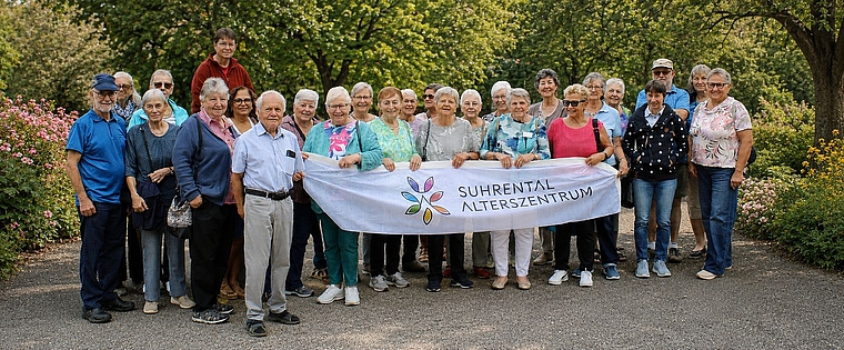 Aktuelle Helferinnen und Helfer sowie ehemalige Helfer, die zu einem Helferessen eingeladen wurden.Bild: ZVG