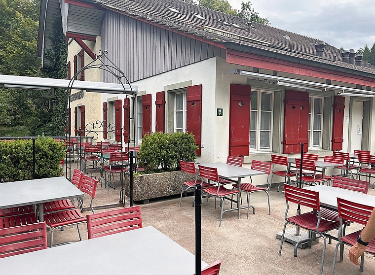 Der Umbau des Restaurants Roggenhausen – im Bild noch im vorherigen Zustand – ist bald abgeschlossen. Nun wurde auch endlich ein neuer Pächter gefunden.Bild: Sarah Moll