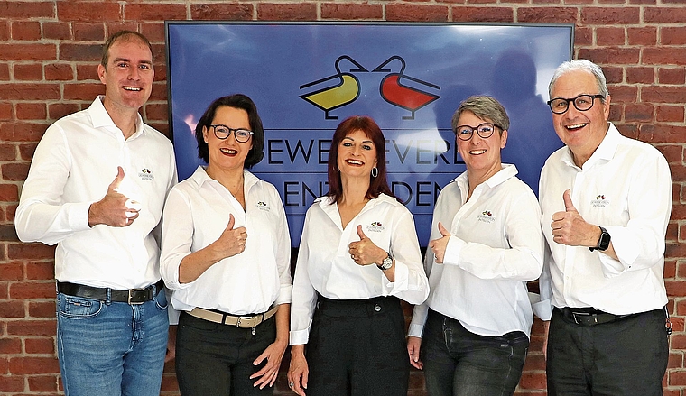 Der aktuelle Vorstand des Gewerbevereins Entfelden (von links): Präsident Fabian Tobler, Kassierin Barbara Bühlmann, Aktuarin Sabine Frey, Beisitzerin Franziska Hirschi und Vizepräsident Max Kellenberger. Bild: ZVG