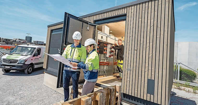 «Mit dieser Trafostation zeigen wir, wie sich Holzbau in der Stromversorgung einsetzen lässt», so Giuseppe Bellaroba, Leiter Anlagenmanagement Eniwa.Bild: zvg
