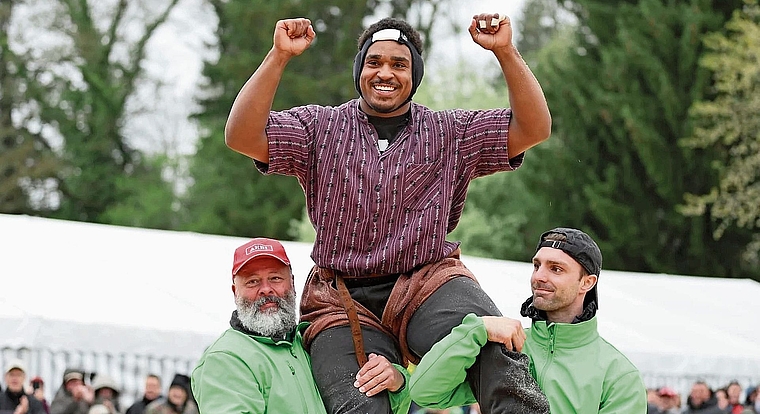 Sinisha Lüscher darf sich im Freiamt am Ende feiern lassen.Bild: Pascale Alpiger