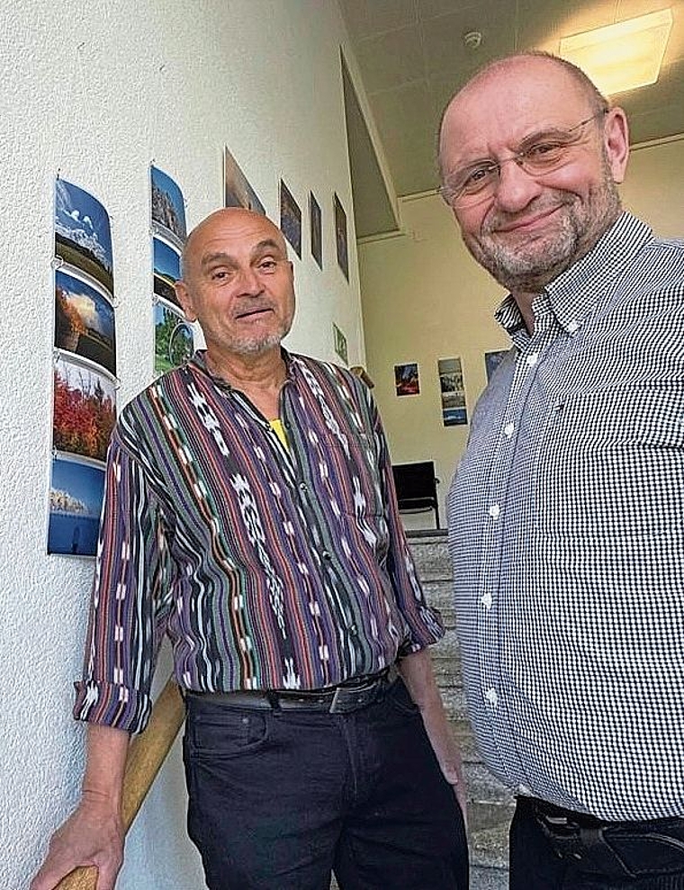 Fotograf Martin Nötzli mit Gemeinderat Guido Scherer. Bild: ZVG