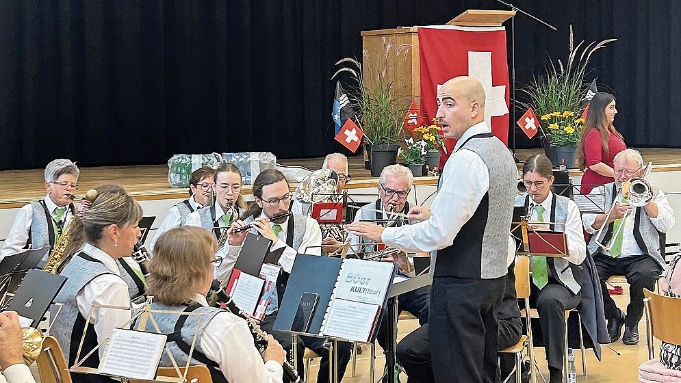 Die Musikgesellschaft Gränichen unterhielt das Publikum mit bekannten Klängen. Die Musikgesellschaft Gränichen unterhielt das Publikum mit bekannten Klängen.