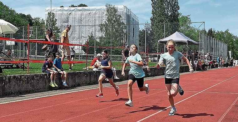 Die Läuferinnen und Läufer kämpften mit viel Einsatz um die besten Zeiten.Bild: zvg