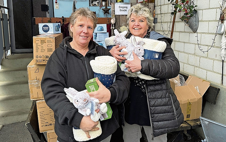 Jolanda Fretz (links) und Helen Dietsche setzen sich mit viel Energie und Herzblut für notleidende Menschen in der Region ein. Bild: ZVG