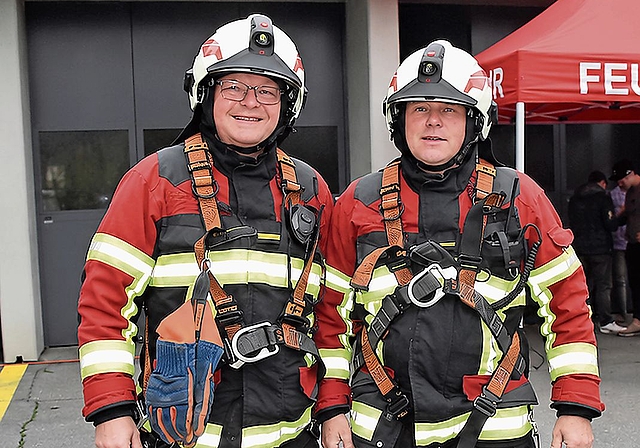 Kommandant Daniel Baumann (links) und Vize Roger Schwendemann vor ihrer letzten Bevölkerungsübung. Bilder: AWE