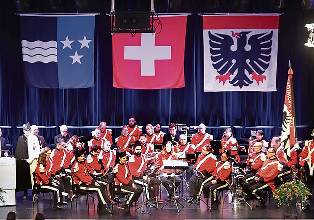 Die Stadtmusik Aarau anlässlich des Empfangs von Nationalratspräsidentin Maja Riniker im Dezember 2024.Bild: Remo Conoci