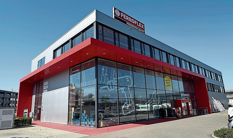 Die Spitex Suhrental Plus bezieht an der Feldstrasse 1 in Oberentfelden – im Gebäude der Ferroflex AG – ihre neuen Räumlichkeiten. Der Umzug ist für Mitte 2027 geplant.Bild: ZVG