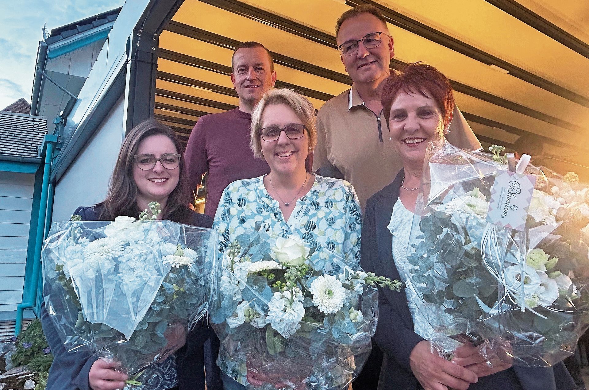 Die neu- beziehungsweise wiedergewählten Vorstandsmitglieder des Gewerbevereins Oberes Suhrental (von links): Aktuarin Nadia Baumann, Kassier Stefan Fischer, Beisitzerin Barbara Hunziker, Vizepräsident Alex Erismann und Präsidentin Rita Rölli.Bil Die neu- beziehungsweise wiedergewählten Vorstandsmitglieder des Gewerbevereins Oberes Suhrental (von links): Aktuarin Nadia Baumann, Kassier Stefan Fischer, Beisitzerin Barbara Hunziker, Vizepräsident Alex Erismann und Präsidentin Rita Rölli.Bilder: Agu