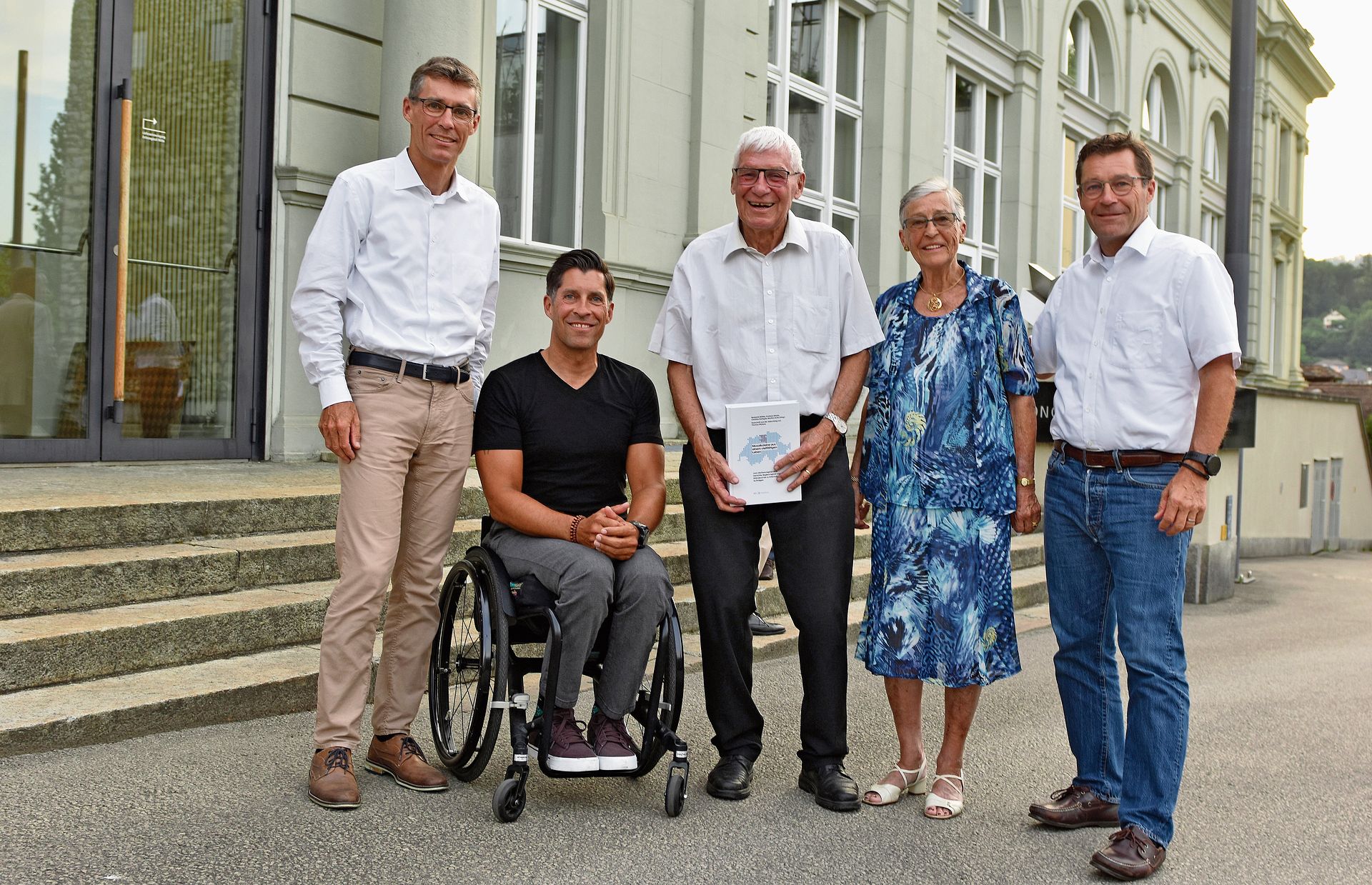 Die Familie Pfisterer (von links): Sohn Lukas, Sohn Markus, Vater Thomas, Mutter Silvia und Sohn Andreas. Die Familie Pfisterer (von links): Sohn Lukas, Sohn Markus, Vater Thomas, Mutter Silvia und Sohn Andreas.