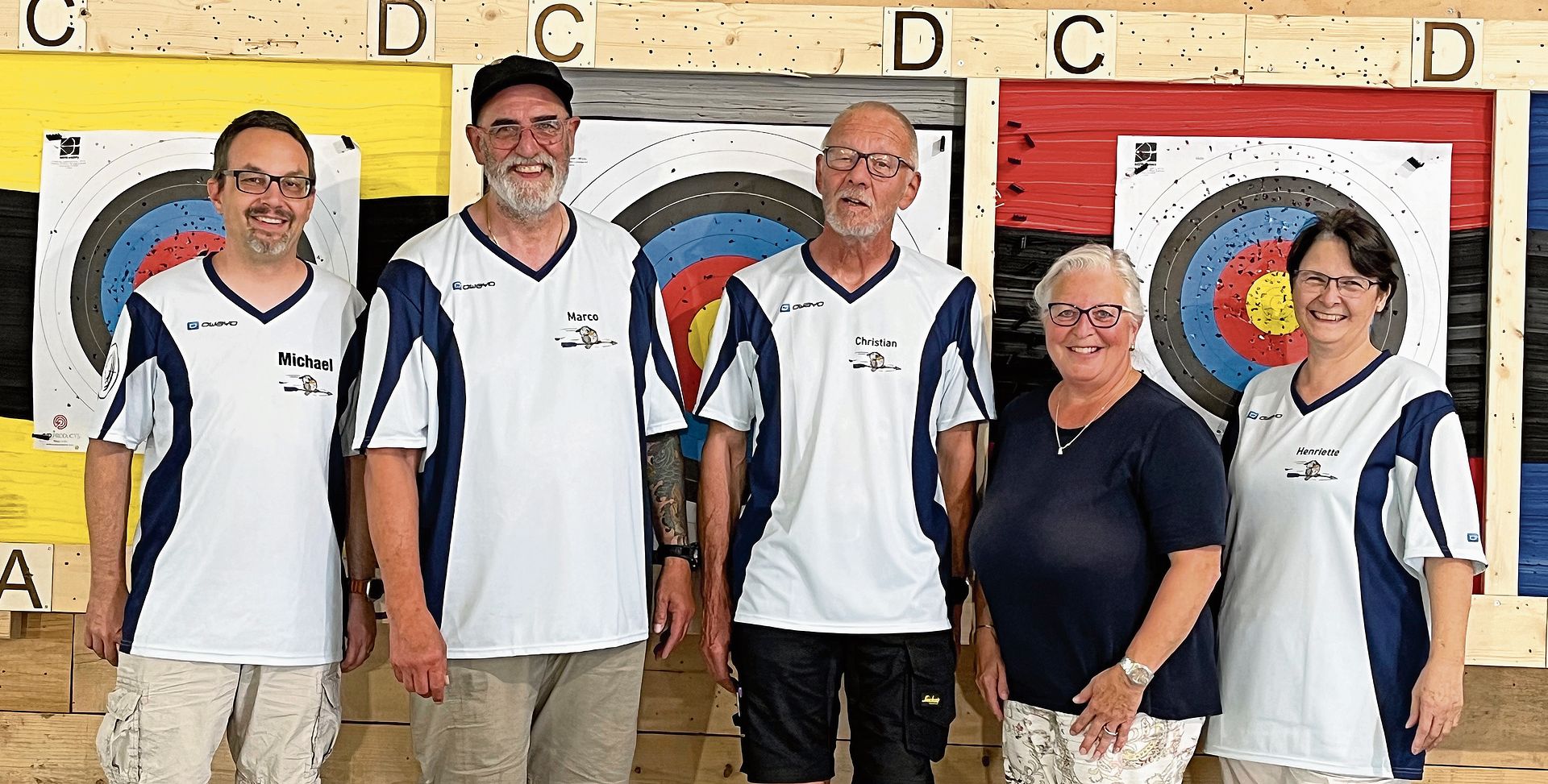 Der Vorstand der Bogenschützen Suhrental (von links): Michale Frank, Marco Cammarata, Christian Rein, Jacqueline Bätig und Henriette Müller. Der Vorstand der Bogenschützen Suhrental (von links): Michale Frank, Marco Cammarata, Christian Rein, Jacqueline Bätig und Henriette Müller.