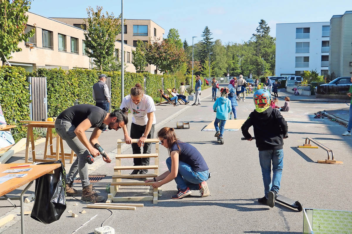 La_spielstrasse_scheibenschachen Pilotprojekt «Spielstrasse» | Der Landanzeiger