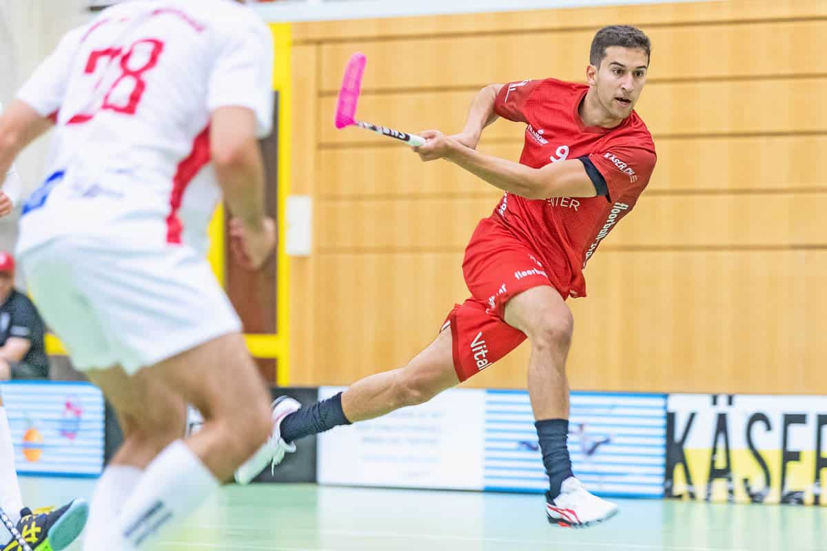 Unihockey Team Aarau Actionbilder Aarau schafft Cupsensation | Der Landanzeiger