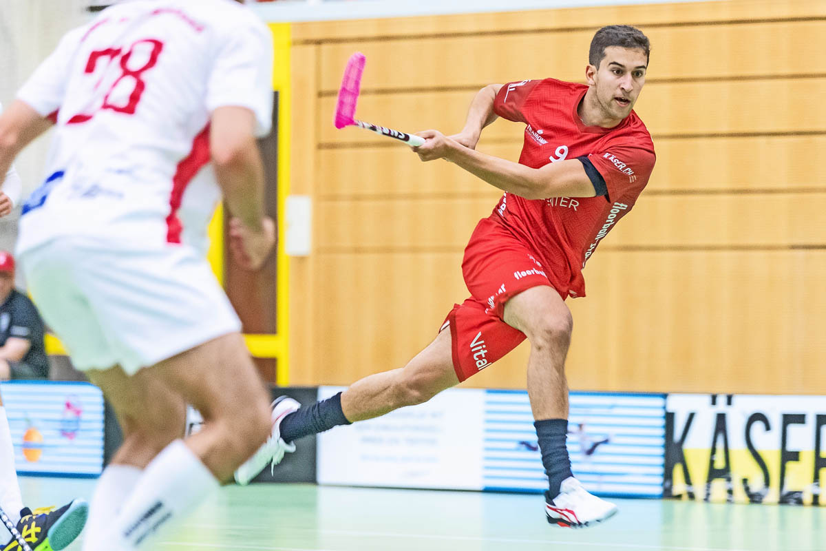 Unihockey Team Aarau Actionbilder Aarau startet mit Sieg und Niederlage in die Aufstiegsspiele | Der Landanzeiger